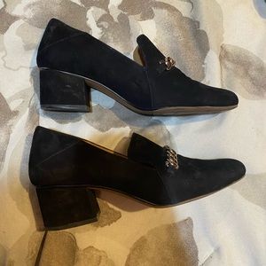 Women’s size 9 shoes